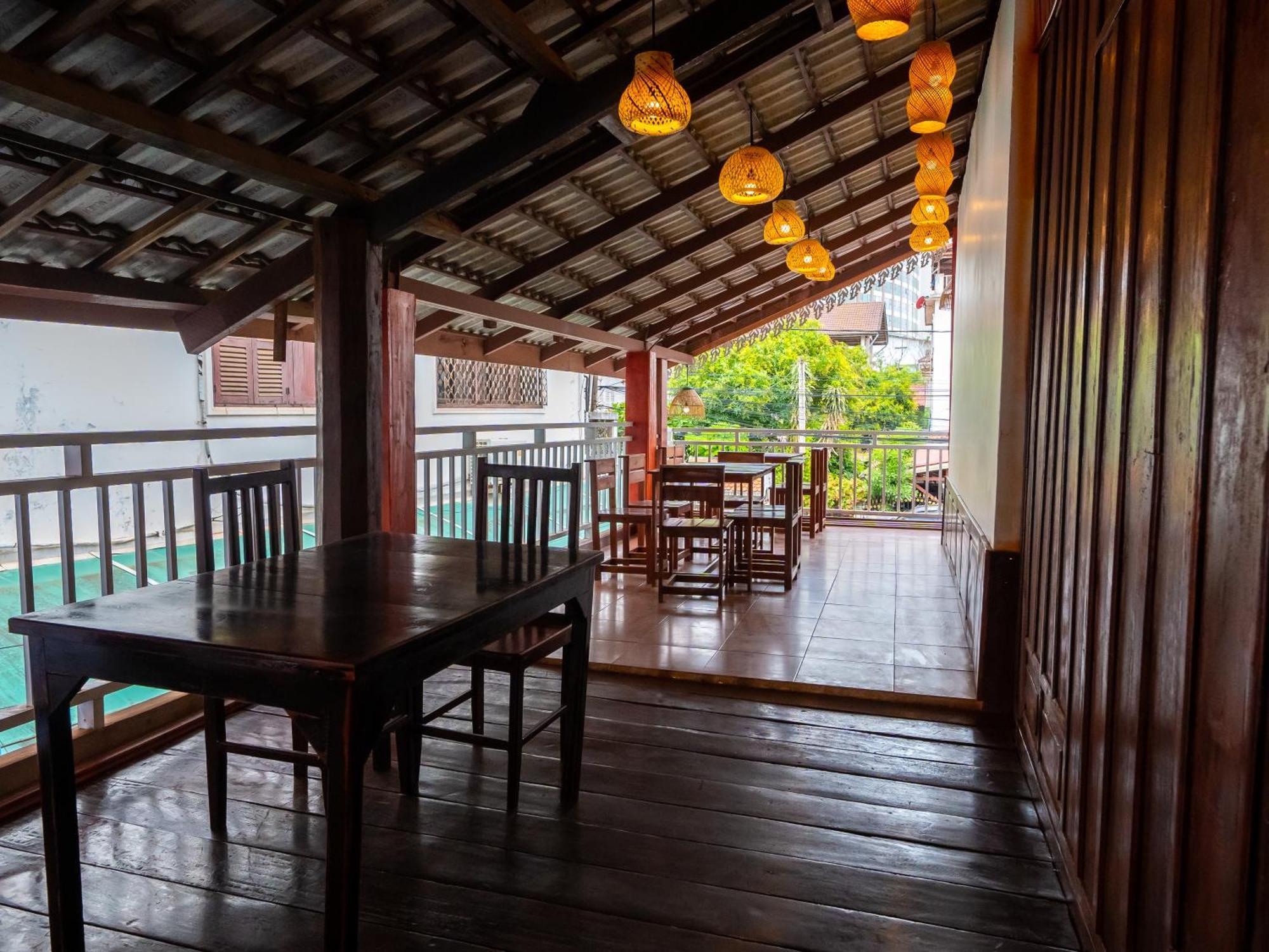 Vientiane Ruby Villa Hotel Exterior photo