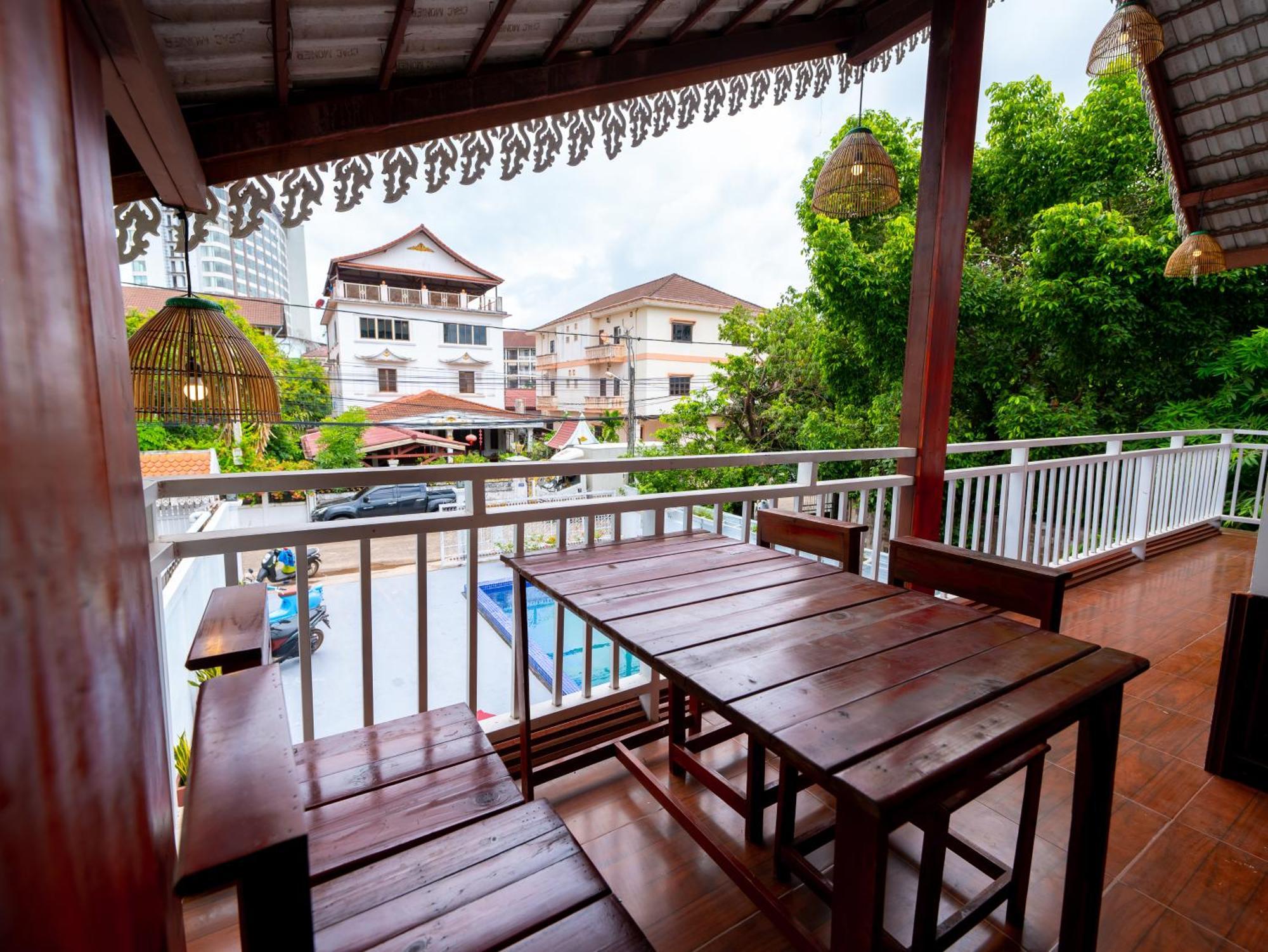 Vientiane Ruby Villa Hotel Exterior photo